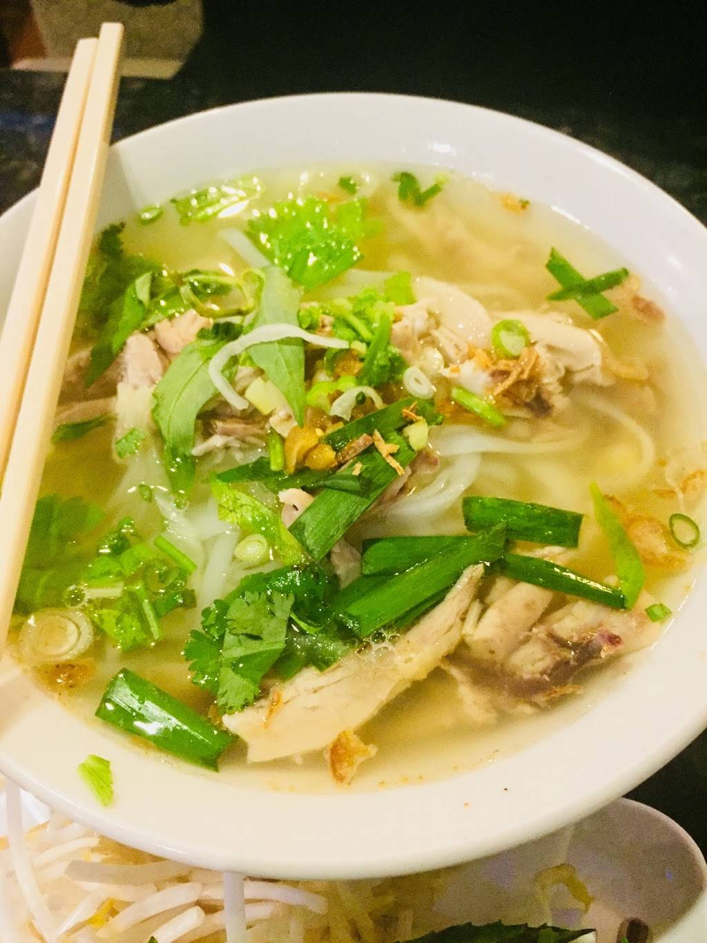 Com Tam 168 | restaurant | 7077 Kennedy Rd, Markham, ON L3R 0N8, Canada | 9054741168 OR +1 905-474-1168