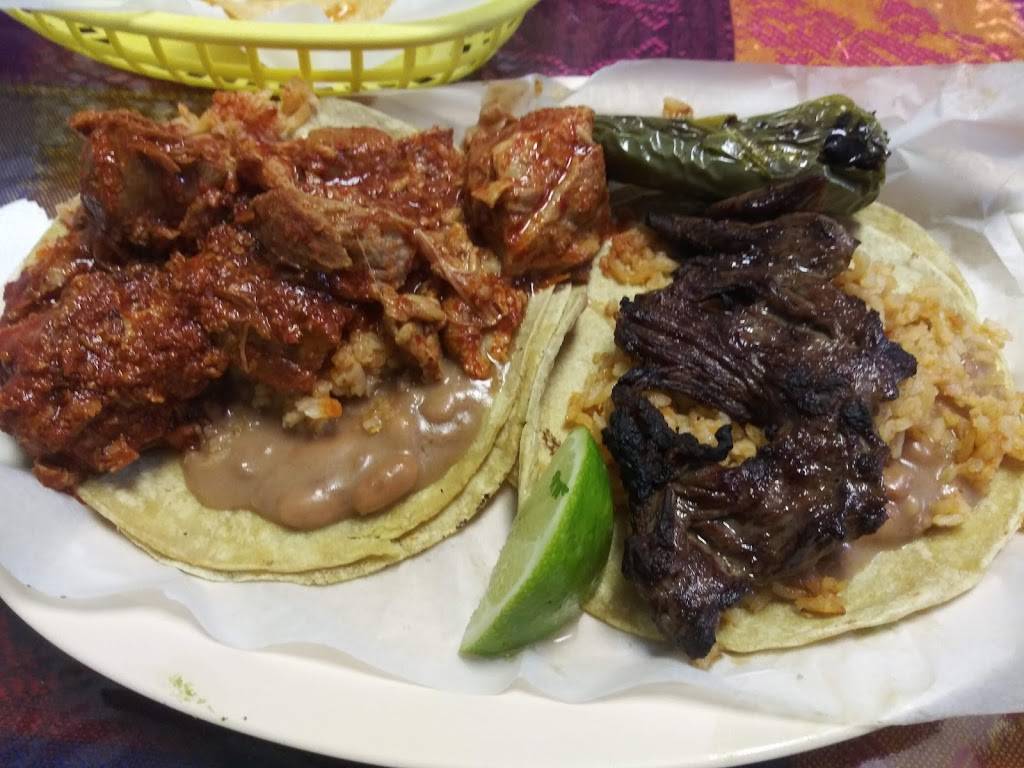 Victor Bueno | restaurant | 2057 W Cermak Rd, Chicago, IL 60608, USA | 7733765109 OR +1 773-376-5109