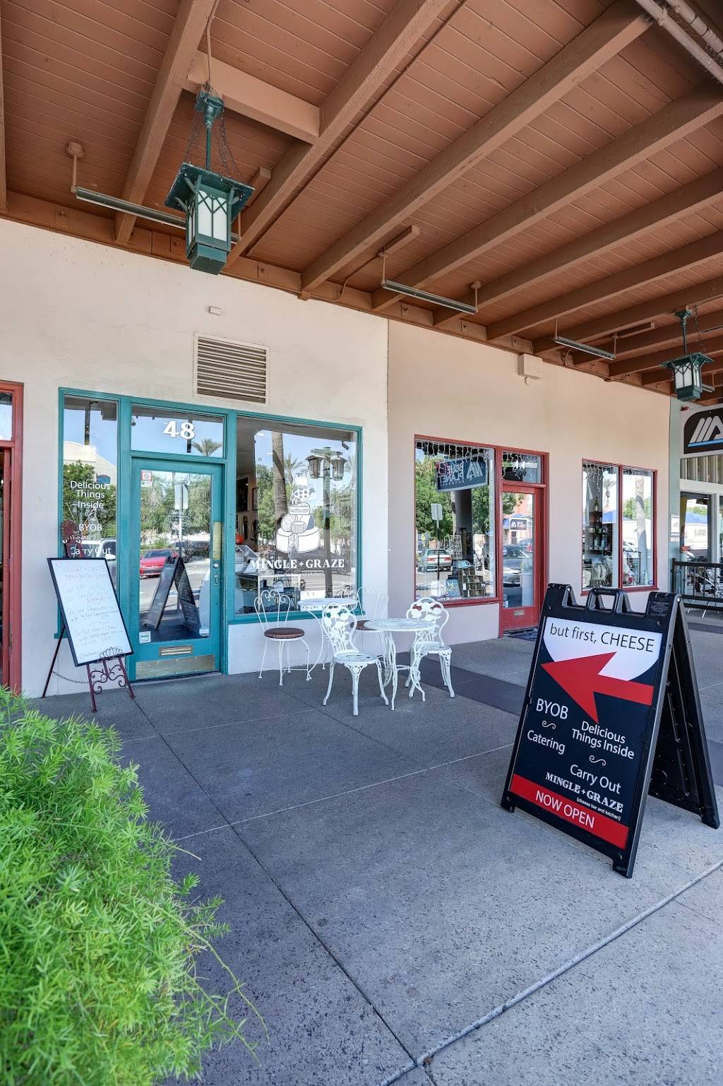 Mingle + Graze | restaurant | 48 S San Marcos Pl, Chandler, AZ 85225, USA | 4807262264 OR +1 480-726-2264