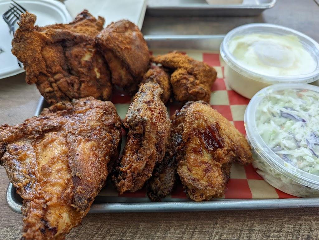 BirdHouse | restaurant | 707 N Navajo Dr, Page, AZ 86040, USA | 9286454087 OR +1 928-645-4087