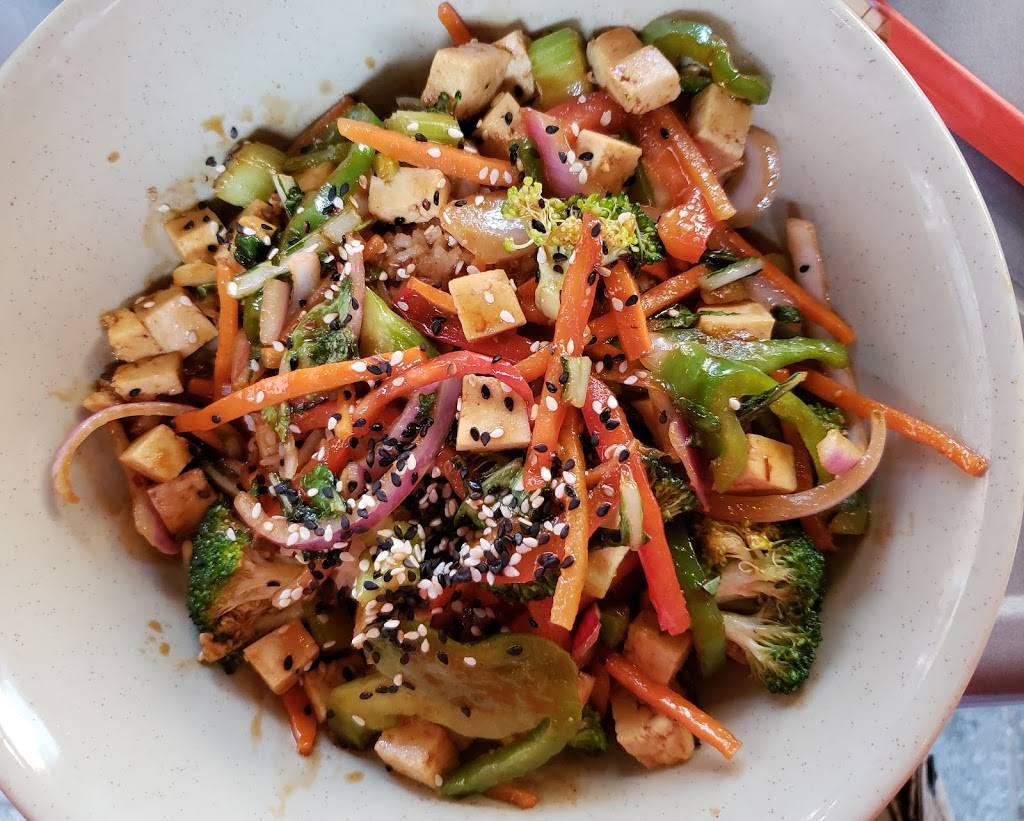 Madame Woo | restaurant | 295 Rue des Forges, Trois-Rivières, QC G9A 2G9, Canada | 8198415159 OR +1 819-841-5159