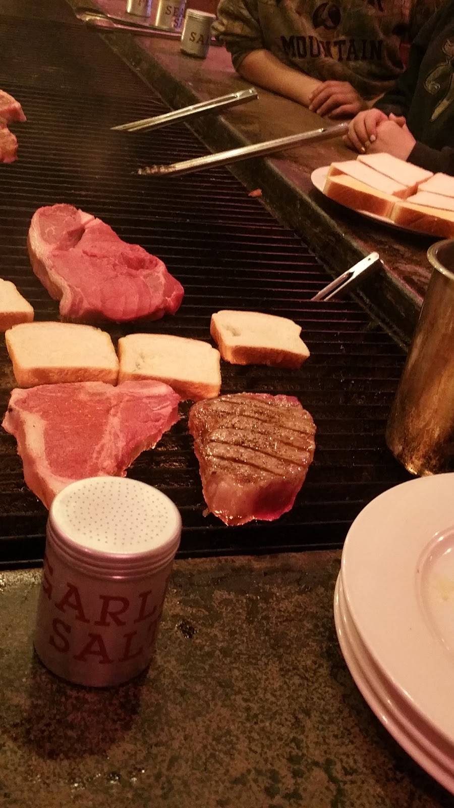 Prime Quarter Steak House | restaurant | 1900 Humes Rd, Janesville, WI 53545, USA | 6087521881 OR +1 608-752-1881