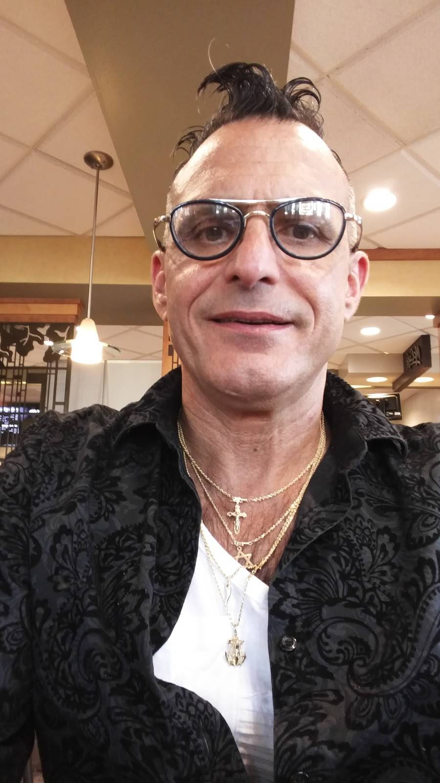 McDonalds | restaurant | 2500 Denison Ave, Cleveland, OH 44109, USA | 2167410598 OR +1 216-741-0598