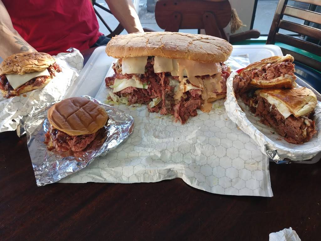 Angelos Famous Roast Beef | restaurant | 5 Main St, Plymouth, MA 02360, USA | 7744345890 OR +1 774-434-5890