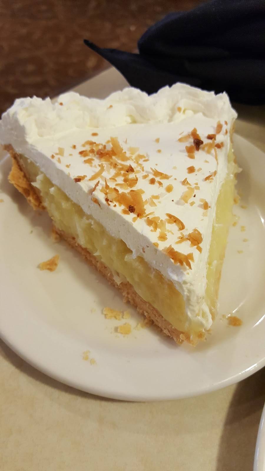 K&W Cafeterias | restaurant | 180 Halton Rd, Greenville, SC 29607, USA | 8642819166 OR +1 864-281-9166