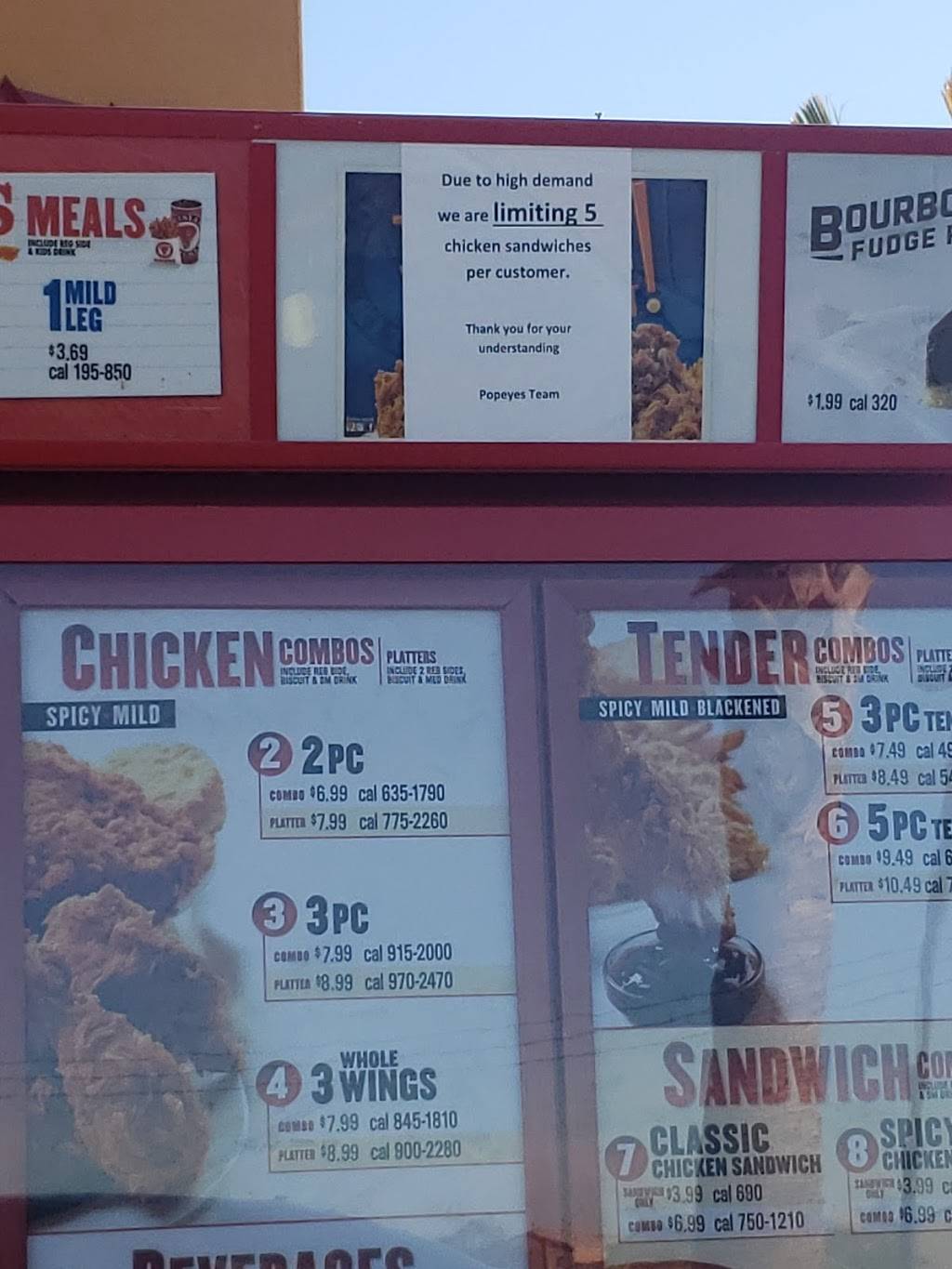 Popeyes Louisiana Kitchen | restaurant | 3541 St Rose Pkwy, Henderson, NV 89052, USA | 7022093580 OR +1 702-209-3580