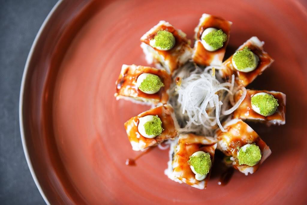 Taketei Sushi | meal takeaway | 800 S Michigan Ave, Chicago, IL 60605, USA | 3127207382 OR +1 312-720-7382