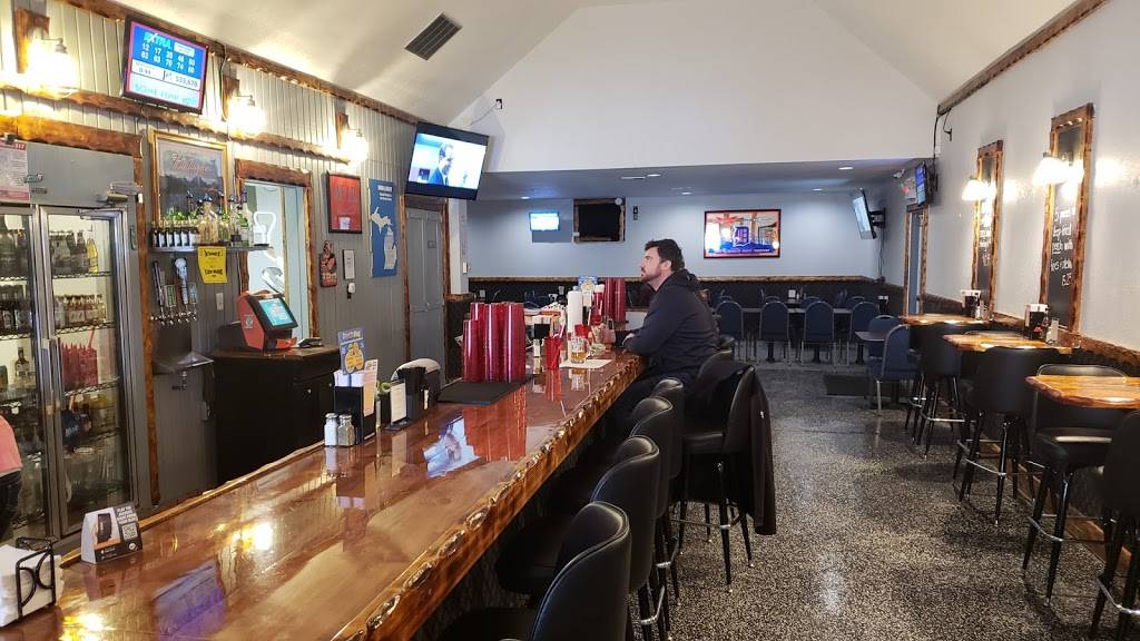 Sixth & Main | restaurant | 202 N Main St, Evart, MI 49631, USA | 2315151188 OR +1 231-515-1188