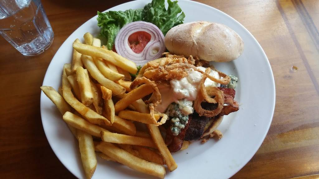 Whiskeys | restaurant | 885 Boylston St, Boston, MA 02116, USA | 6172625551 OR +1 617-262-5551