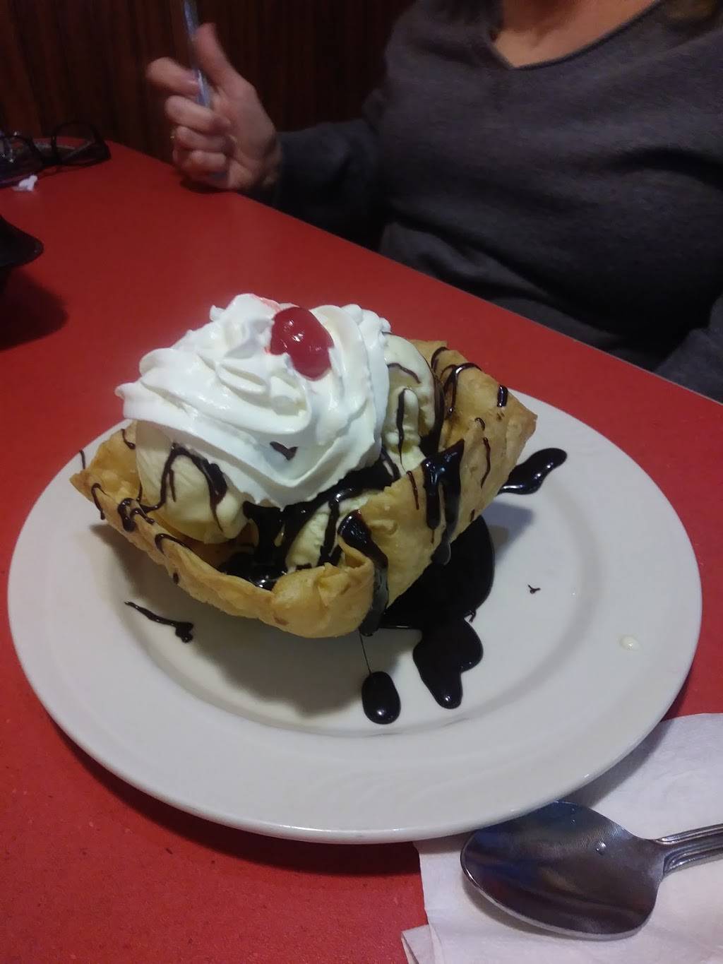 Friendlys | restaurant | 647 Berlin - Cross Keys Rd, Sicklerville, NJ 08081, USA | 8562622371 OR +1 856-262-2371