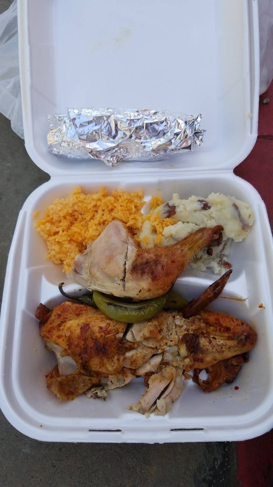 Pollos Asados Al Carbon El Güero | restaurant | 274 Slauson Ave, Los Angeles, CA 90011, USA | 3232332274 OR +1 323-233-2274