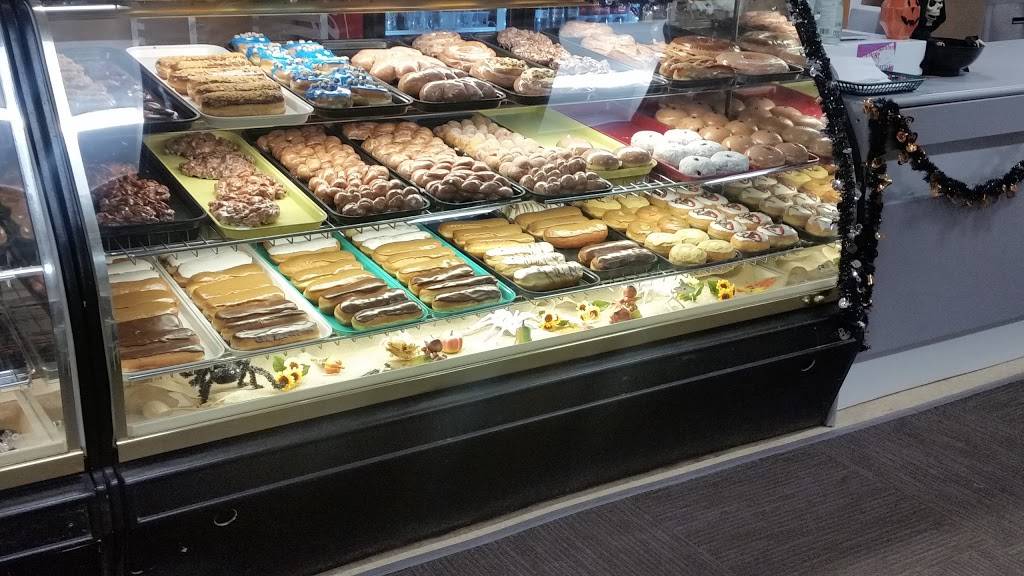 Main Street Donuts | restaurant | 606 W Main St, Ottumwa, IA 52501, USA | 6416827777 OR +1 641-682-7777