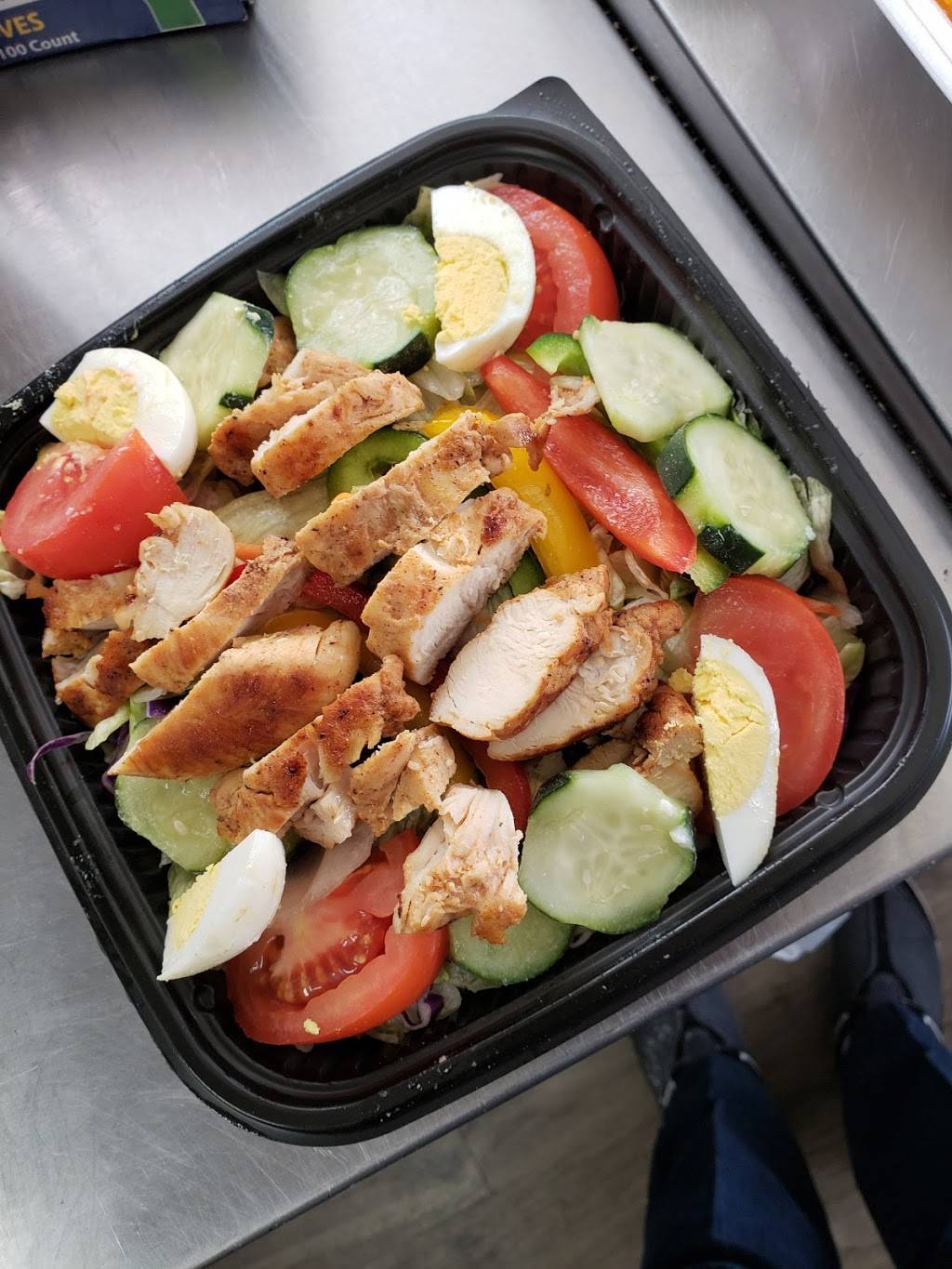 Karol`s Kitchen And Catering | restaurant | 8430 W Vienna Ave, Milwaukee, WI 53222, USA | 4143136363 OR +1 414-313-6363