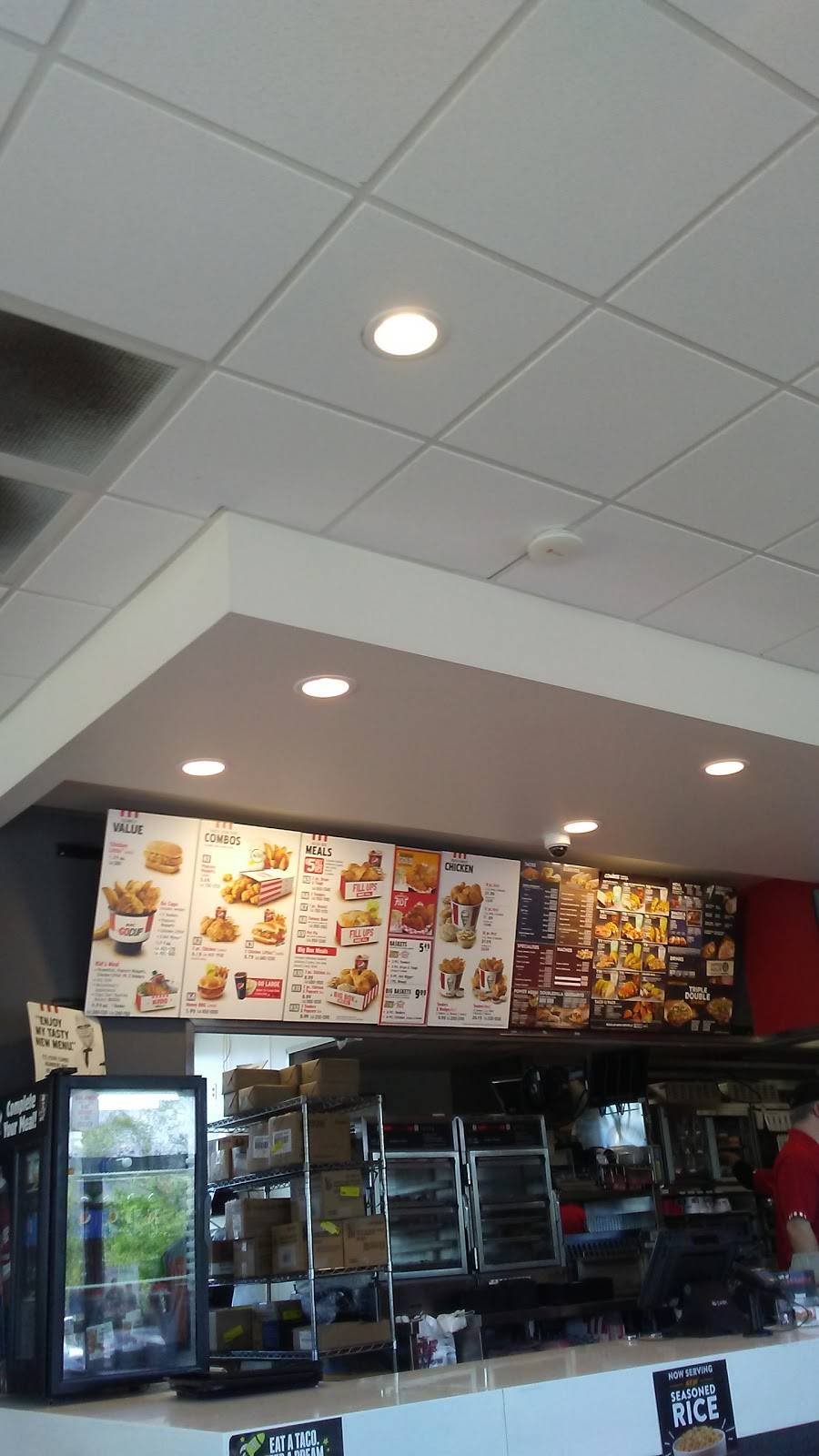 KFC | restaurant | 501 Gordonsville Hwy, Gordonsville, TN 38563, USA | 6156831050 OR +1 615-683-1050