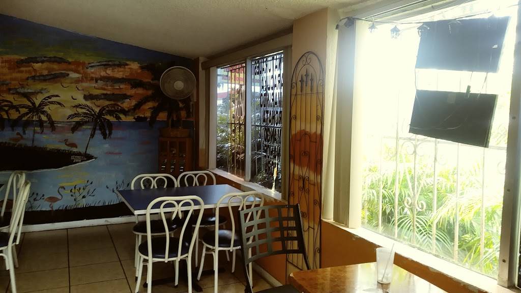 Mmabes Cafe | restaurant | 261 NE 8th St, Homestead, FL 33033, USA | 7864043724 OR +1 786-404-3724