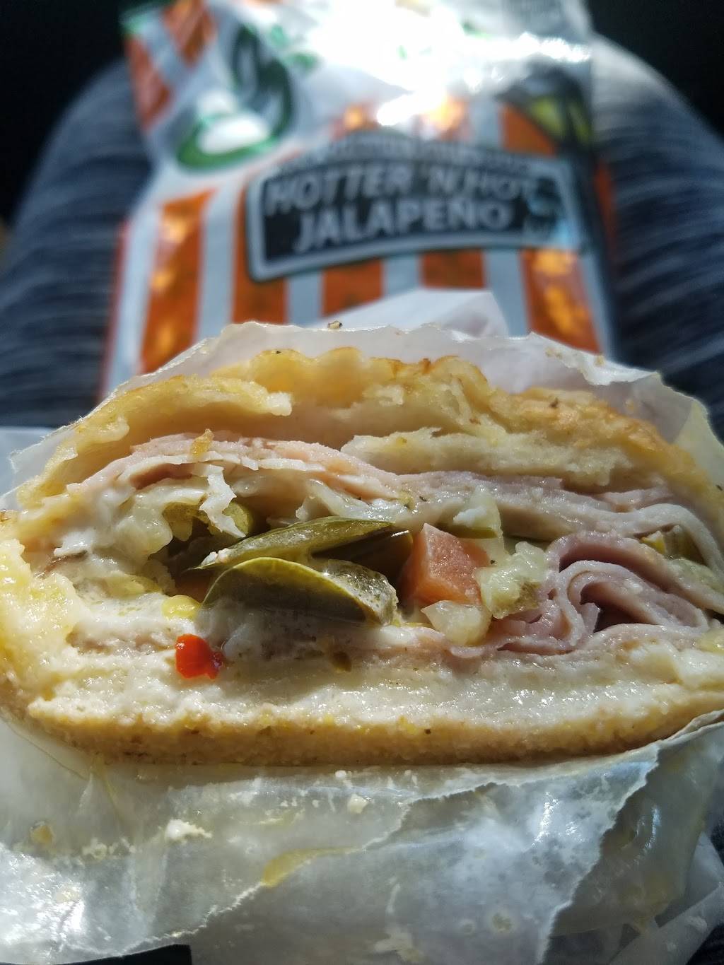 Potbelly Sandwich Shop | restaurant | 4447 N Central Expy, Dallas, TX 75205, USA | 2145203250 OR +1 214-520-3250