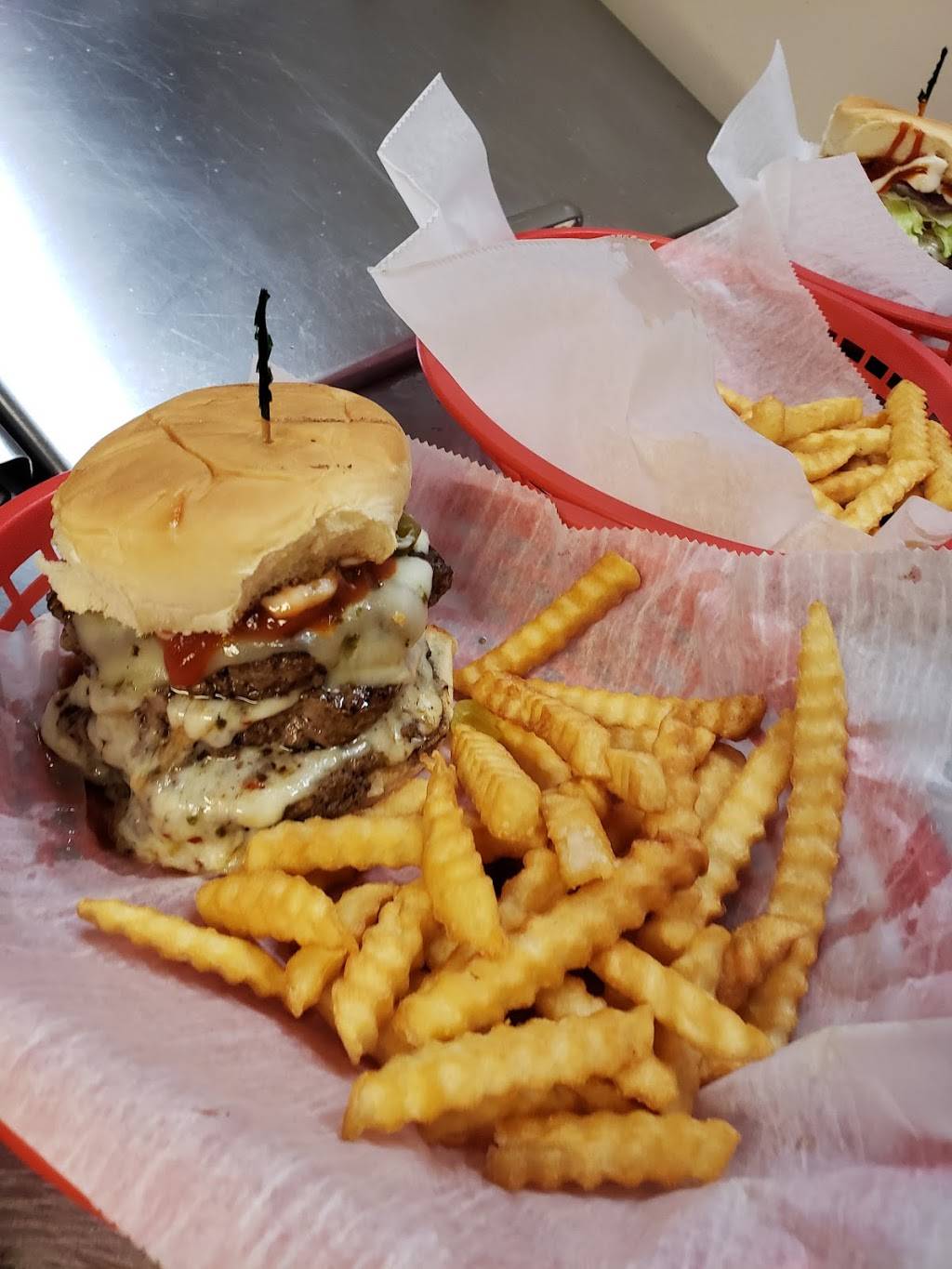 Harvester Inn | restaurant | 2045 Lagonda Ave, Springfield, OH 45503, USA | 9377175493 OR +1 937-717-5493