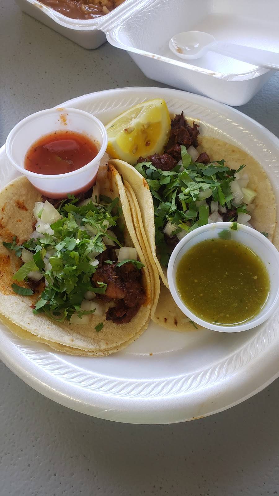 Tienda Mexicana Tres Hermanos | restaurant | 1690 14th Ave, Vero Beach, FL 32960, USA | 7729780673 OR +1 772-978-0673