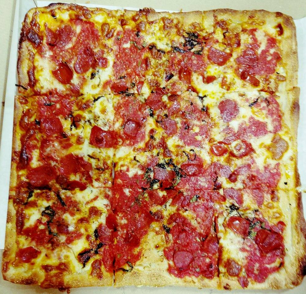 West End Pizza | restaurant | 495 Farmington Ave, Hartford, CT 06105, USA | 8602338888 OR +1 860-233-8888