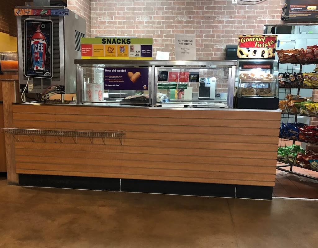 Subway | restaurant | Wal-Mart #2309, 8288 Cincinnati Dayton Rd, West Chester Township, OH 45069, USA | 5137591872 OR +1 513-759-1872