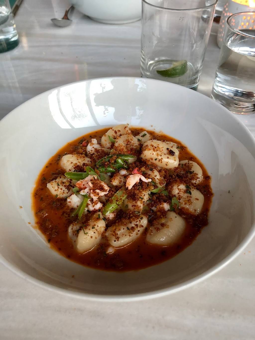 Fat Hen | restaurant | 126 Broadway, Somerville, MA 02145, USA | 6177641612 OR +1 617-764-1612