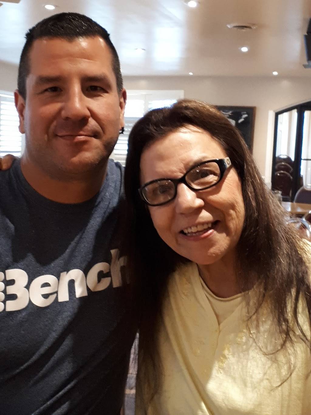 Village Cafe | restaurant | 1875 Fourth Line, Ohsweken, ON N0A 1M0, Canada | 5194450555 OR +1 519-445-0555