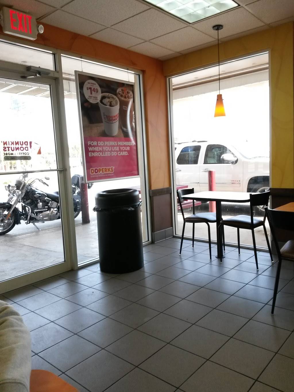 Dunkin | bakery | 7049 Okeechobee Rd, Fort Pierce, FL 34945, USA | 7728070844 OR +1 772-807-0844