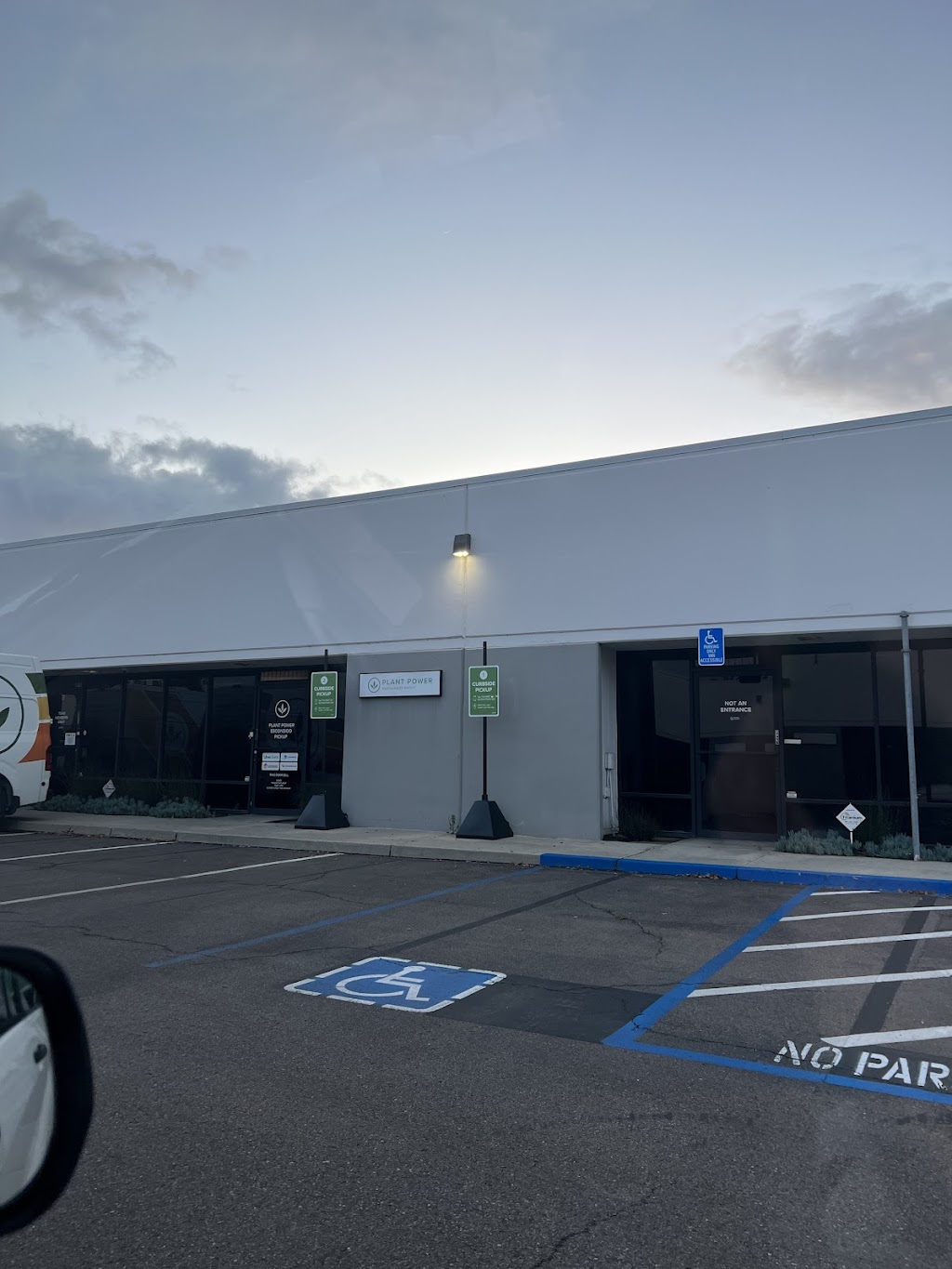 Plant Power Fast Food Digital Kitchen | restaurant | 1309 Simpson Way Unit A, Escondido, CA 92029, USA | 7602942285 OR +1 760-294-2285