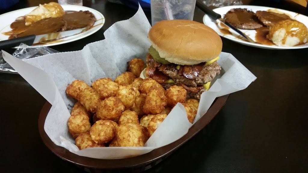 Ole Bus Stop Diner | restaurant | 64 Mulberry St, Beattyville, KY 41311, USA | 6065935720 OR +1 606-593-5720