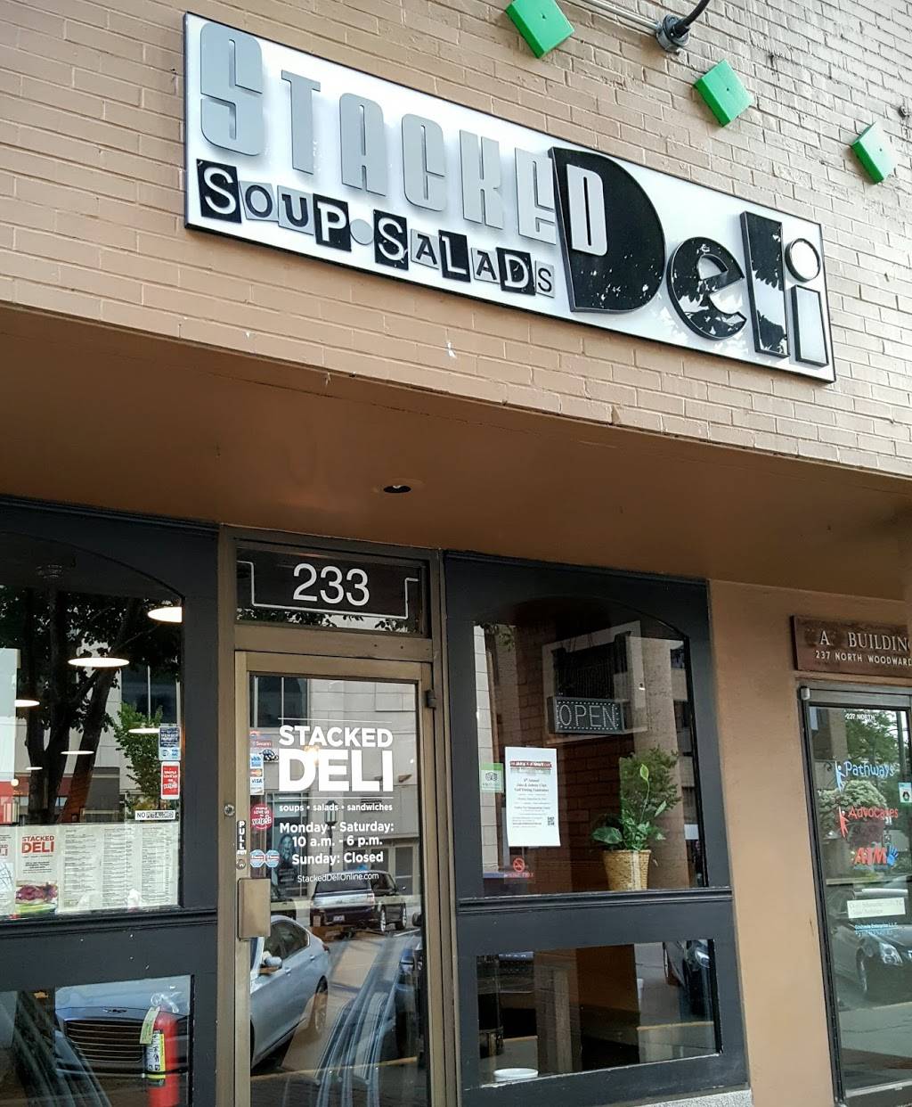 Stage Deli | restaurant | 2800 W Big Beaver Rd, Troy, MI 48084, USA | 2486376622 OR +1 248-637-6622