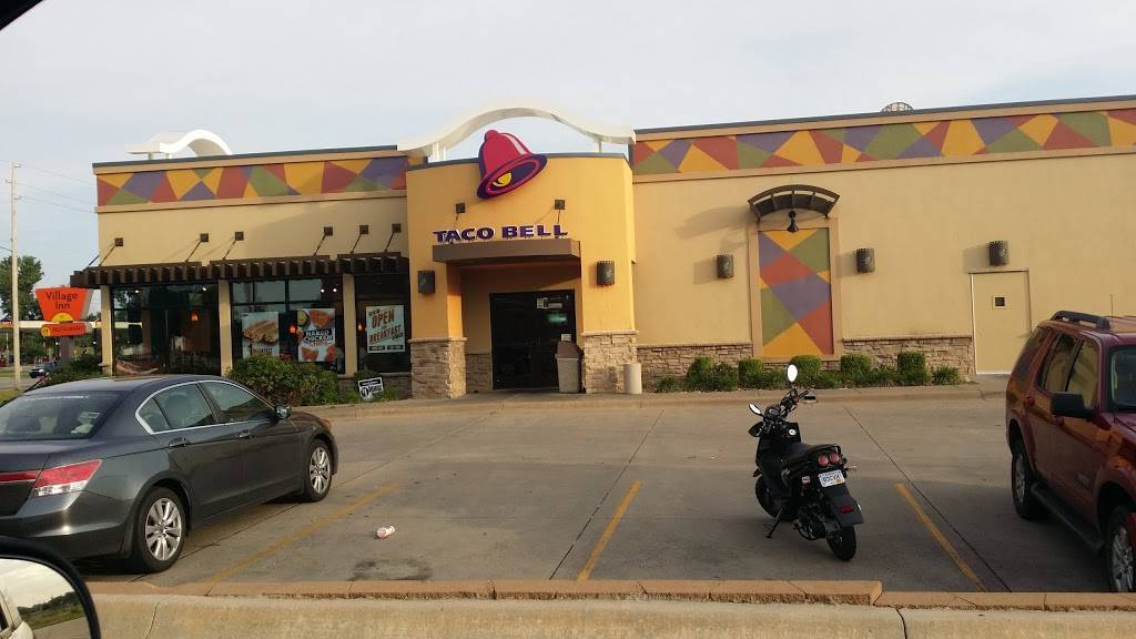 Taco Bell | meal takeaway | 3455 S Meridian Ave, Wichita, KS 67217, USA | 3169431865 OR +1 316-943-1865