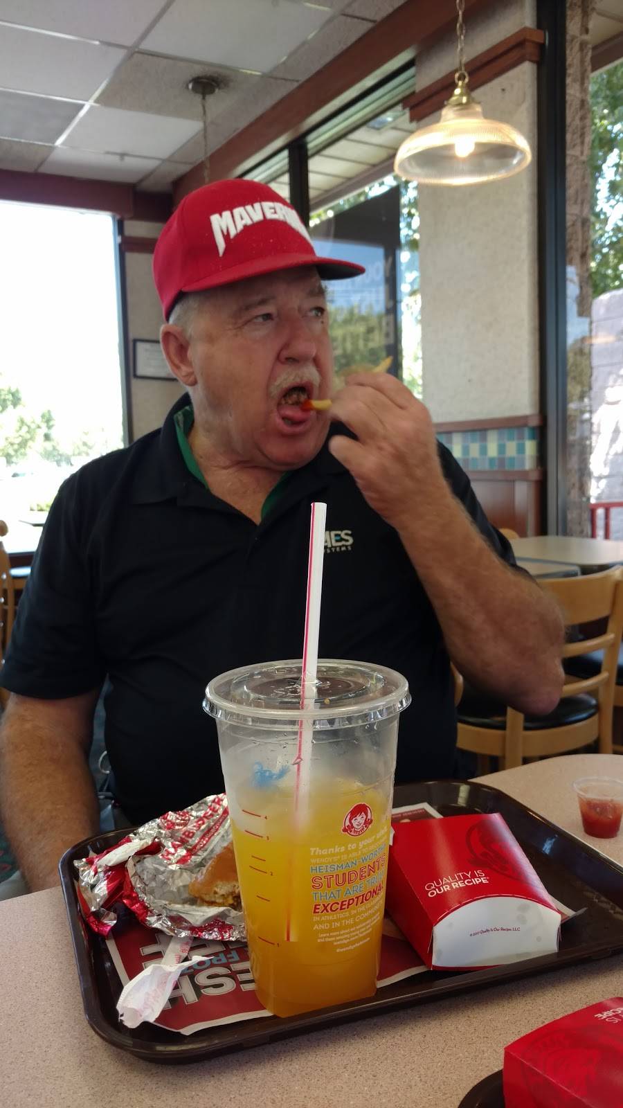 Wendys | restaurant | 1405 Monterey Rd, San Jose, CA 95110, USA | 4082879903 OR +1 408-287-9903