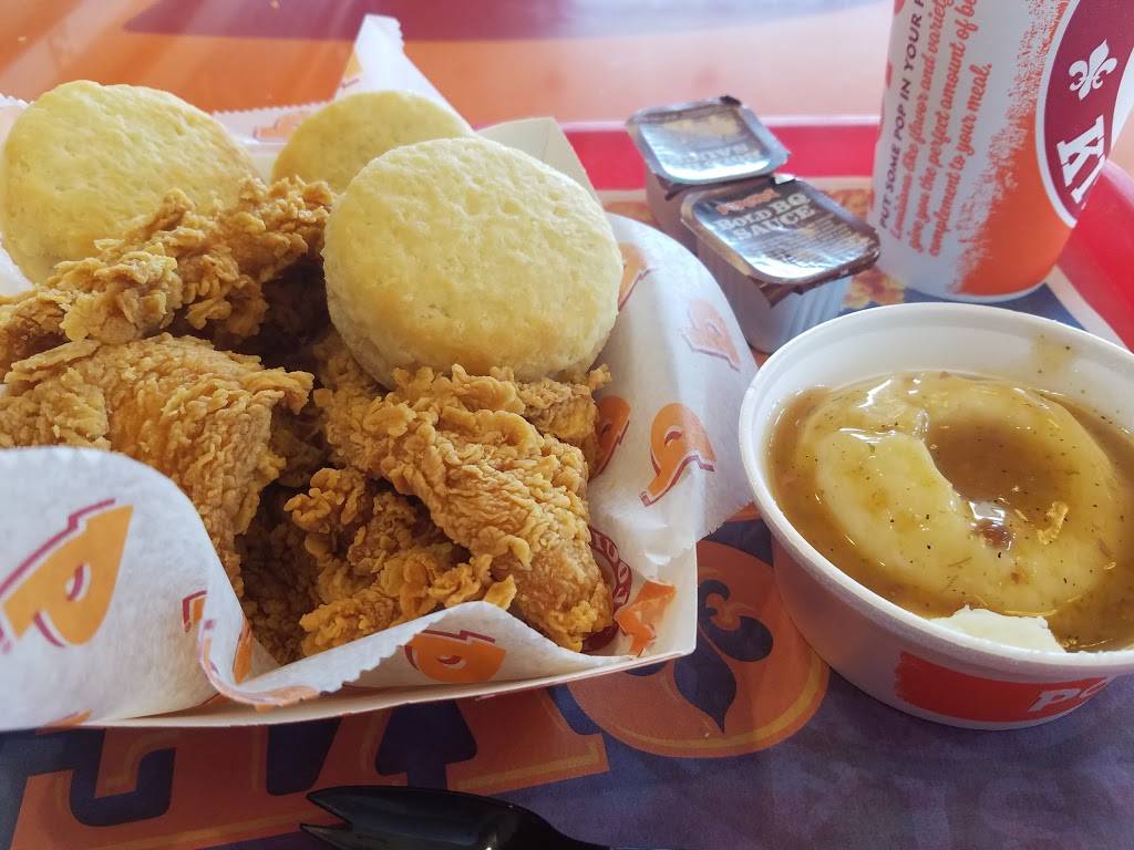 Popeyes Louisiana Kitchen | restaurant | 9501 South Blvd, Charlotte, NC 28273, USA | 7045528743 OR +1 704-552-8743