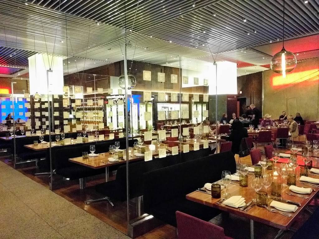 STRIPSTEAK | restaurant | 3950 S Las Vegas Blvd, Las Vegas, NV 89119, USA | 7026327200 OR +1 702-632-7200