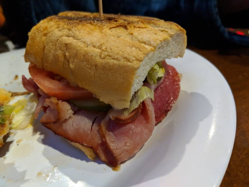 Beef O Bradys | restaurant | 3660 Niles Cortland Rd NE, Cortland, OH 44410, USA | 3304004815 OR +1 330-400-4815