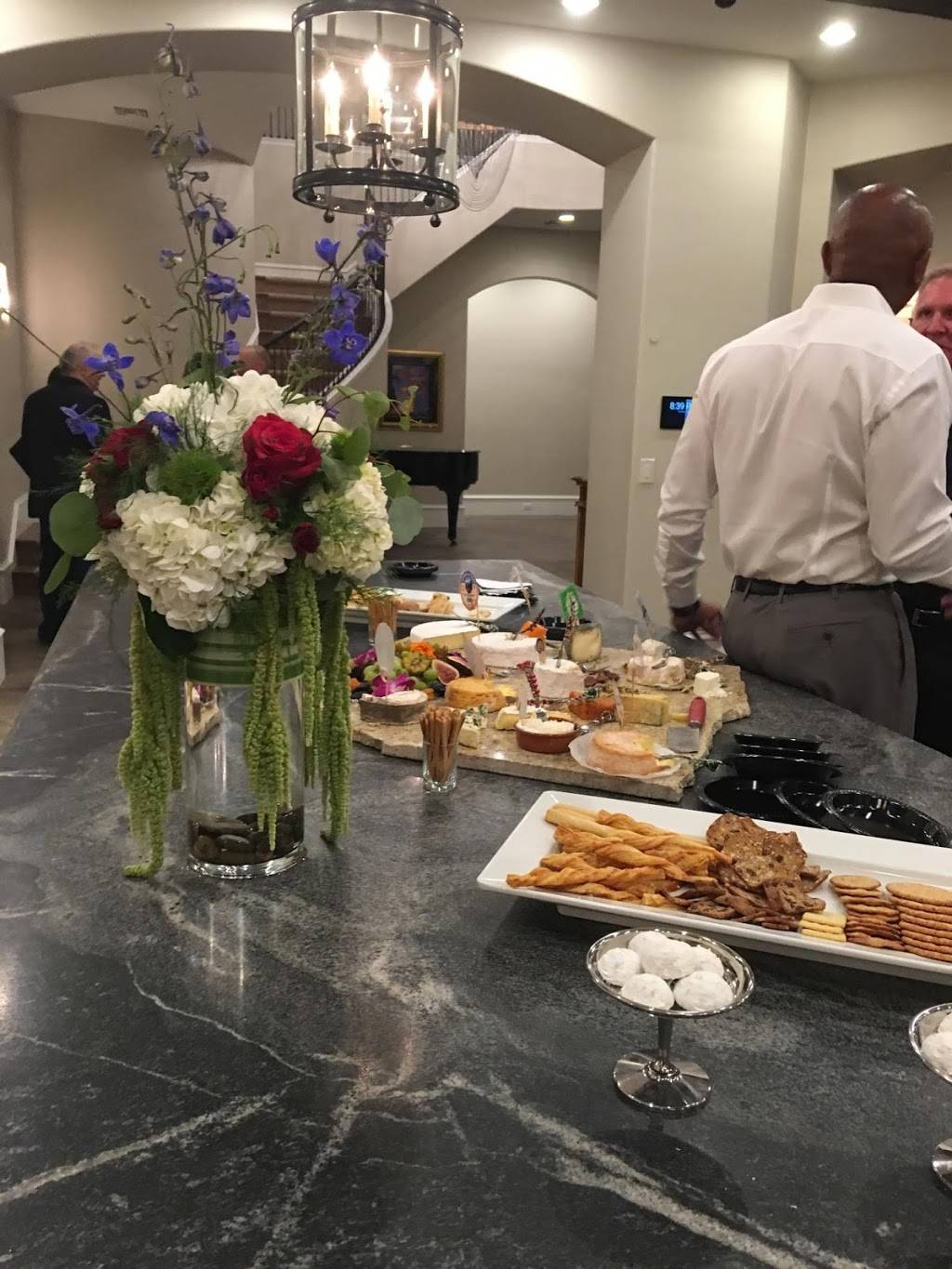 Creative Catering | restaurant | 4575 Procyon St G, Las Vegas, NV 89103, USA | 7022619009 OR +1 702-261-9009