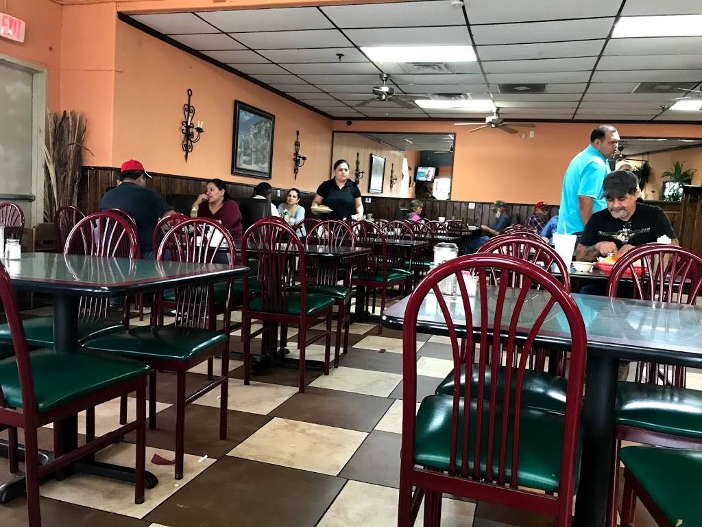 Plaza Jalisco | restaurant | 410 Valley Hi Dr #101, San Antonio, TX 78227, USA | 2106451133 OR +1 210-645-1133