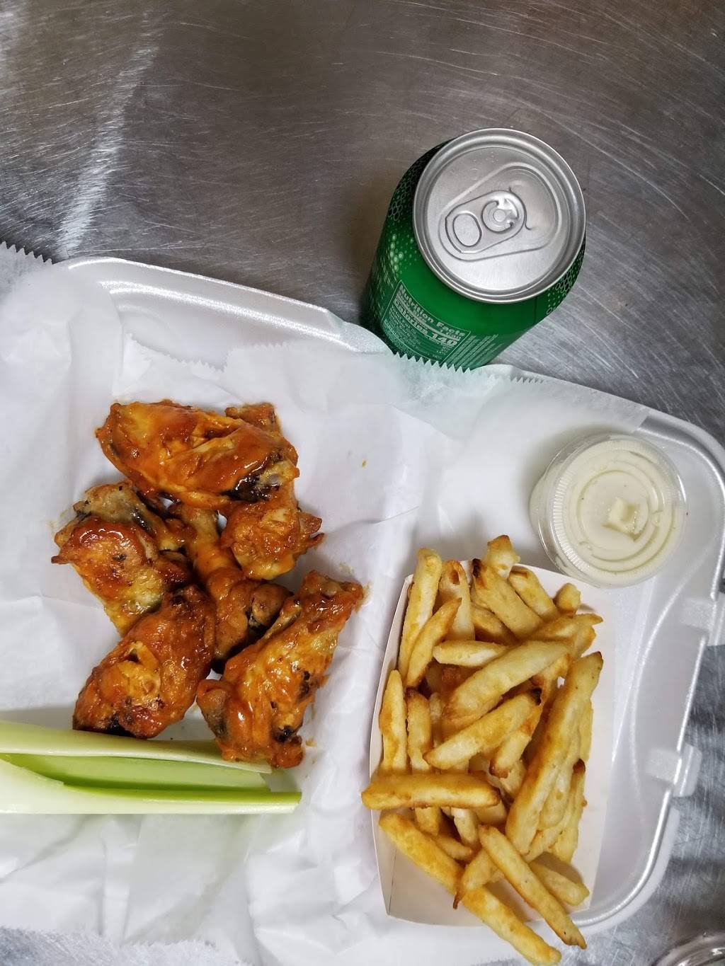 Mana Pizza Wings & Bakery 2 | restaurant | 332 N Dixie Hwy, Lake Worth, FL 33460, USA | 5615415087 OR +1 561-541-5087