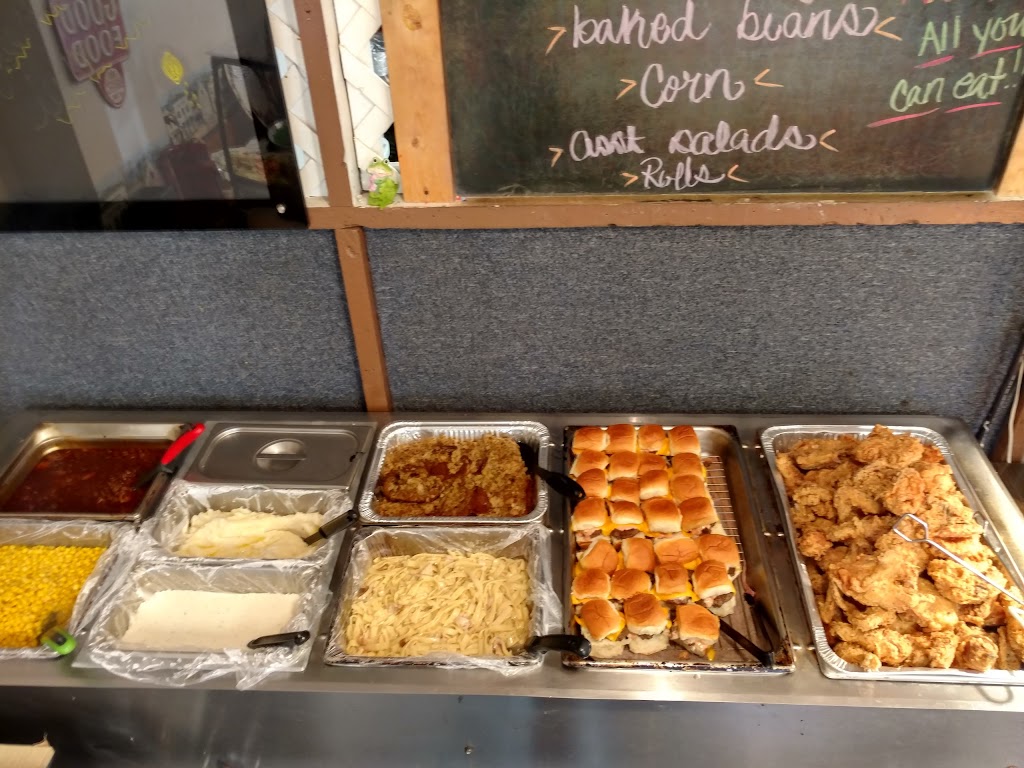 Debs Dinky Diner | restaurant | 807 W Jackson St, Albany, MO 64402, USA | 6608220016 OR +1 660-822-0016