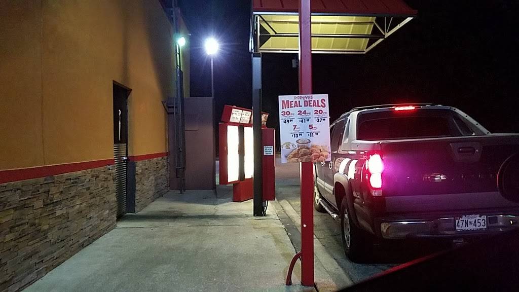 Popeyes Louisiana Kitchen | restaurant | 2000 N Howard St, Baltimore, MD 21218, USA | 4102447180 OR +1 410-244-7180