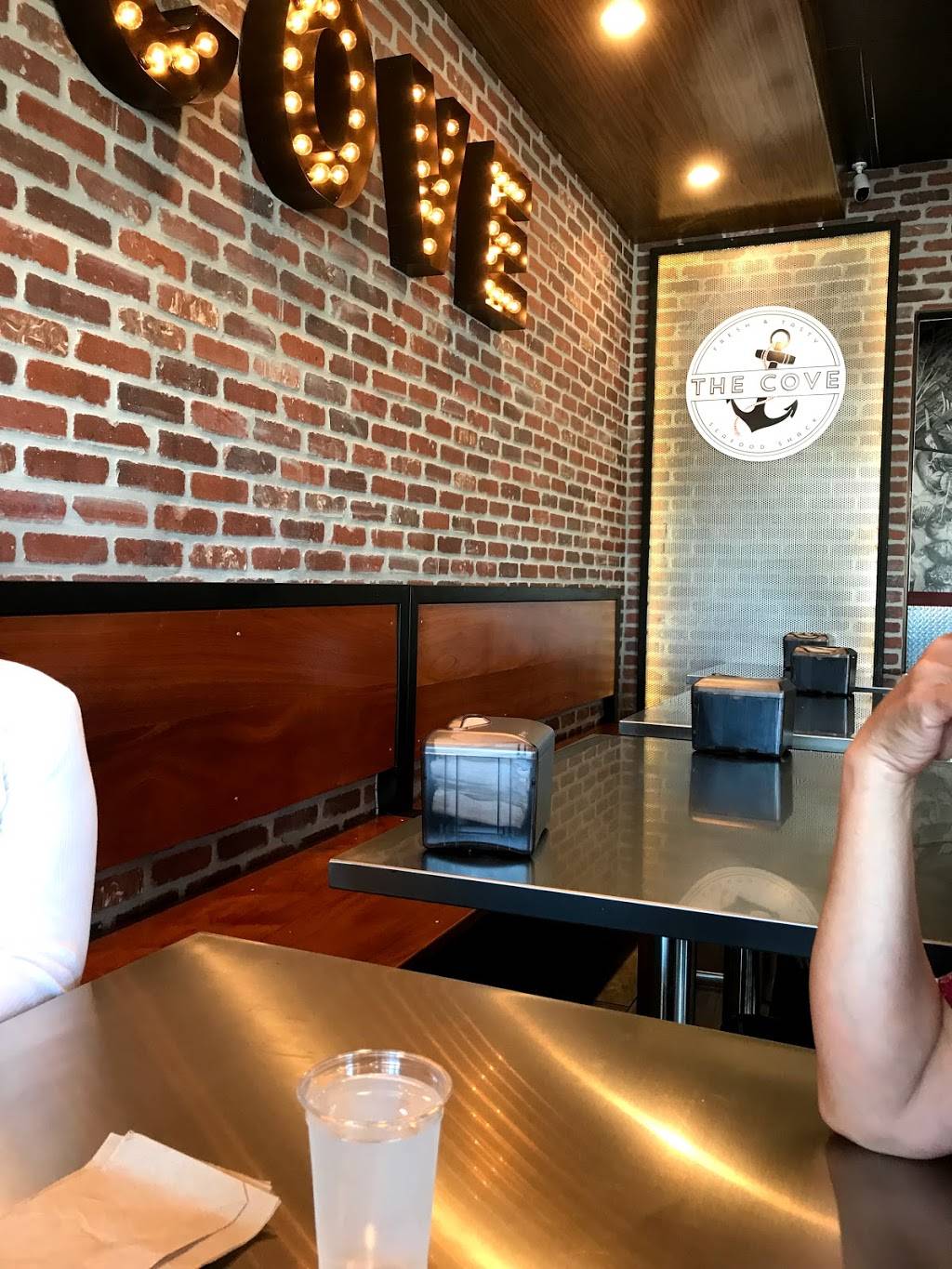 The Cove | restaurant | 12209 Norwalk Blvd, Norwalk, CA 90650, USA | 5624840555 OR +1 562-484-0555