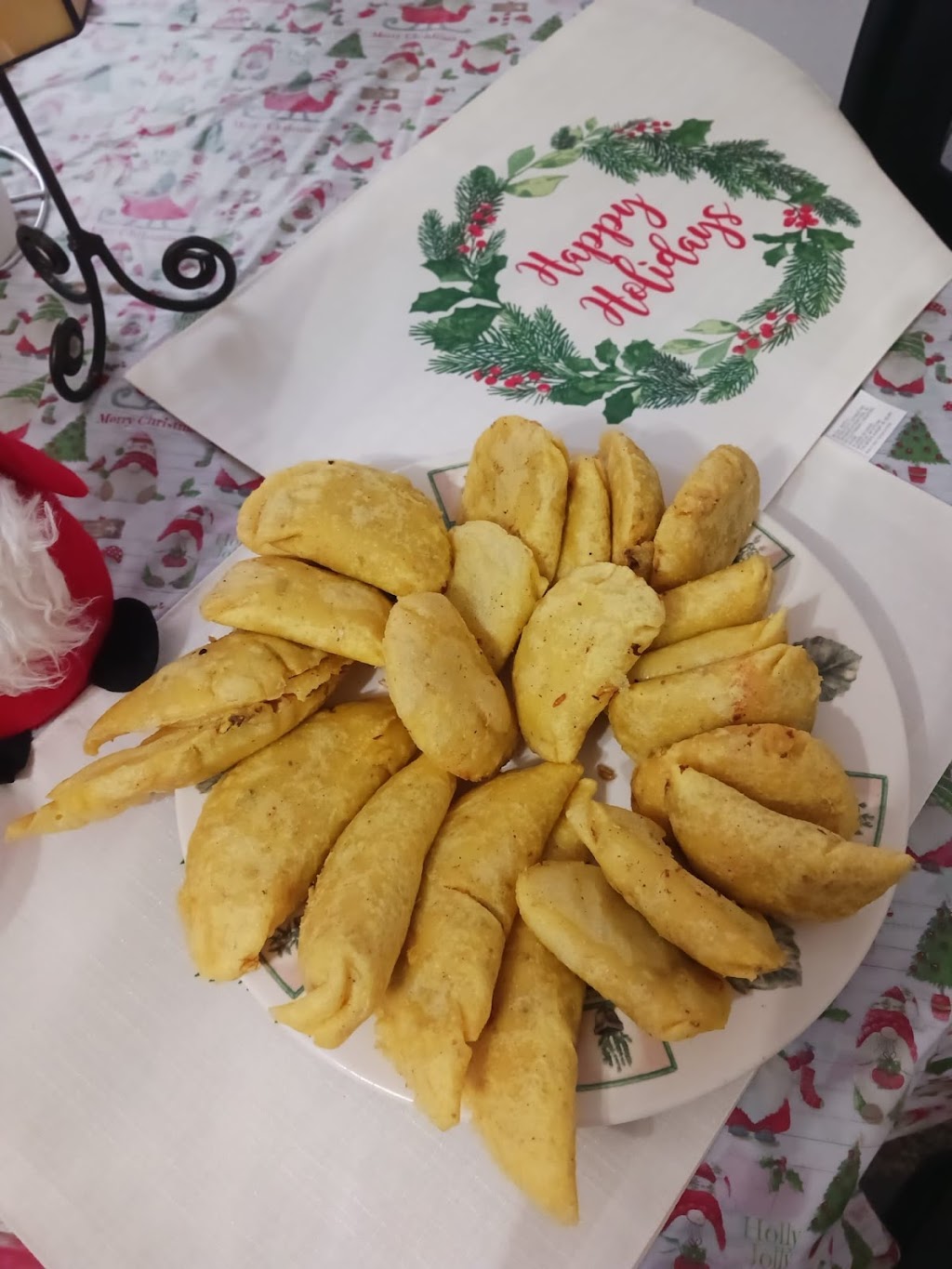 Buñuelos colombiano D y G | restaurant | 19700 Whitaker Dr, Humble, TX 77338, USA | 3463709368 OR +1 346-370-9368