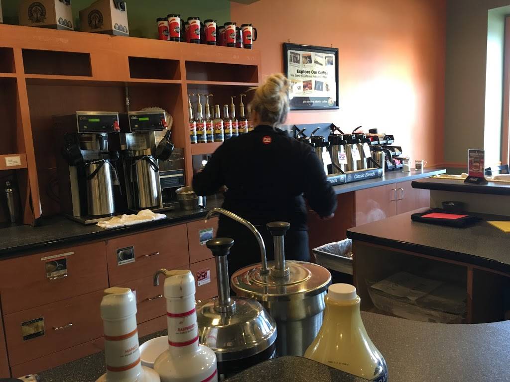 Big Apple Bagels | bakery | 36741 Garfield Rd, Clinton Twp, MI 48035, USA | 5867901340 OR +1 586-790-1340