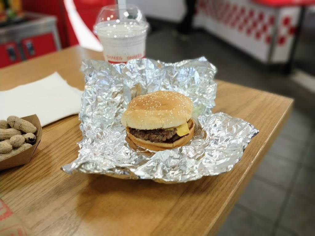 Five Guys | meal takeaway | 9457 S Dixie Hwy, Pinecrest, FL 33156, USA | 3056692115 OR +1 305-669-2115