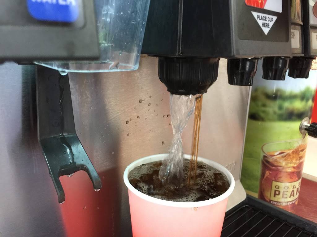 Del Taco | meal takeaway | 22401 El Toro Rd, Lake Forest, CA 92630, USA | 9495865124 OR +1 949-586-5124