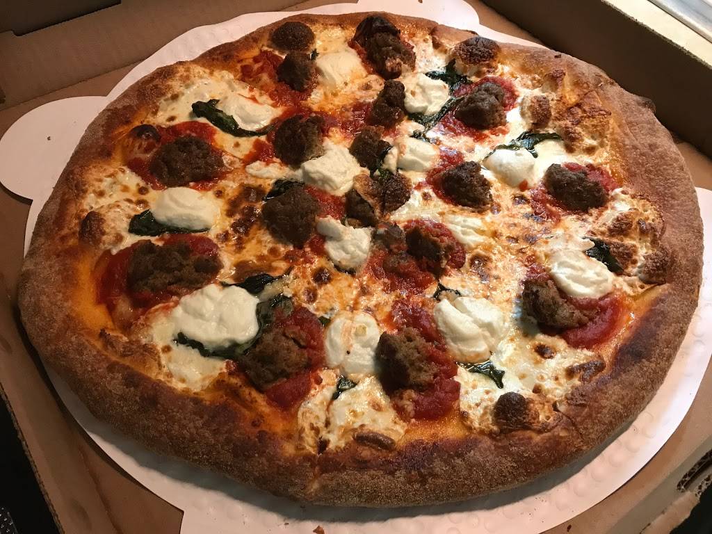 Wildfire Brick Oven Pizza | restaurant | 414 Nathan Ellis Hwy, Mashpee, MA 02649, USA | 5084776666 OR +1 508-477-6666