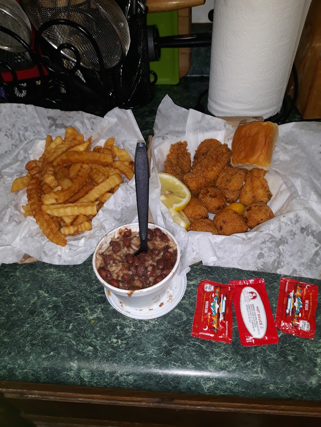 Fishbone Seafood Chino | restaurant | 12461 Central Ave, Chino, CA 91710, USA | 9096966151 OR +1 909-696-6151