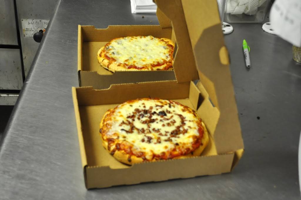 The Pizzeria | restaurant | 103 E Main St, Kalida, OH 45853, USA | 4195323322 OR +1 419-532-3322