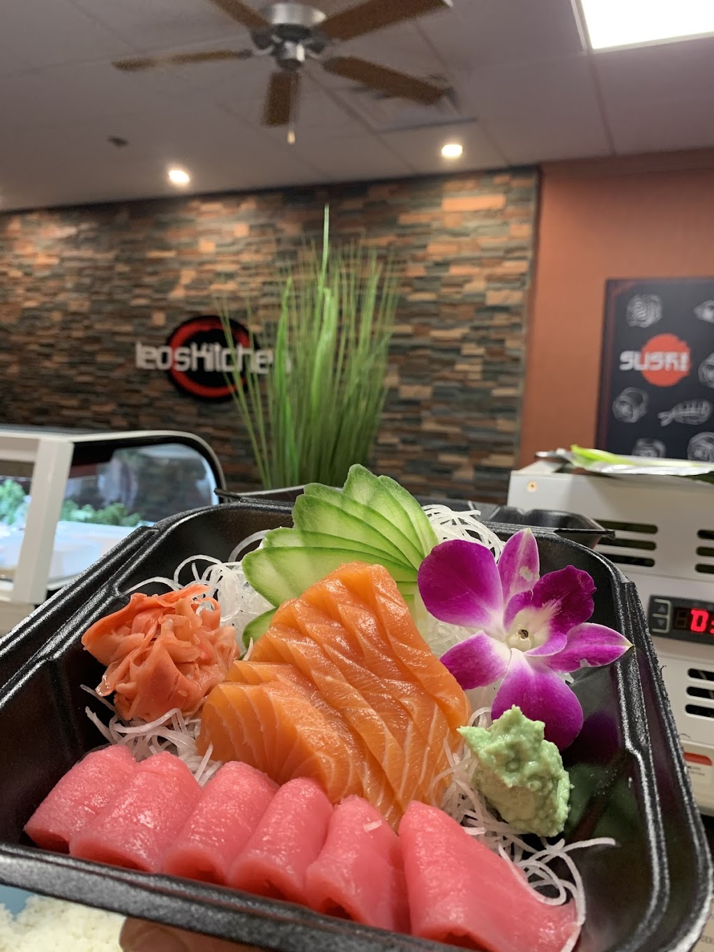 Leos Kitchen | restaurant | 1392 E Palomar St Suite 402, Chula Vista, CA 91913, USA | 6192712731 OR +1 619-271-2731