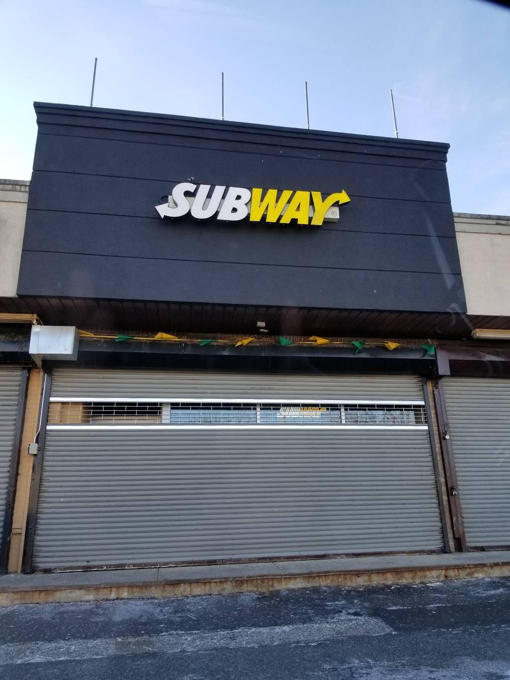 Subway Restaurants | restaurant | 86 Guyon Ave, Staten Island, NY 10306, USA | 7185244097 OR +1 718-524-4097